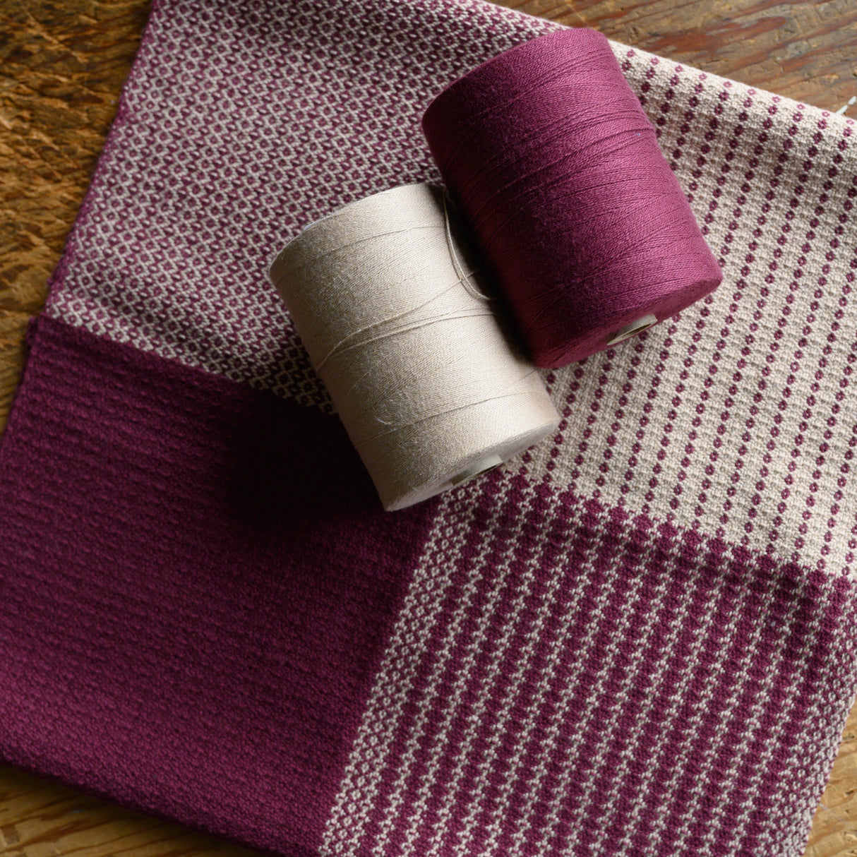 Quadrant Twill Tea Towels Kit: Wine