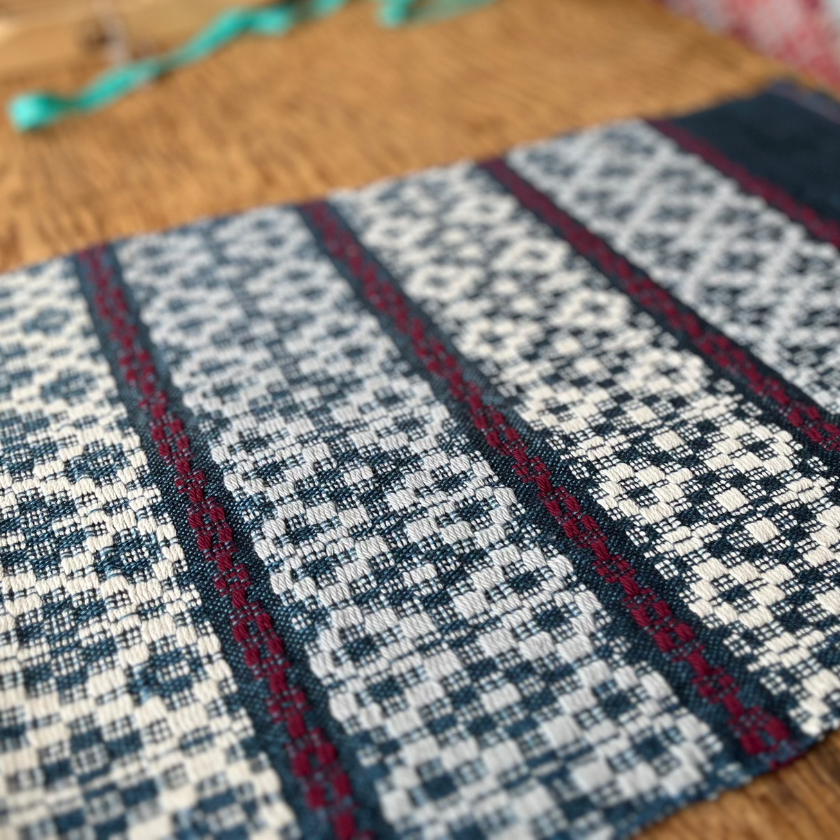 Overshot Sampler/ Hanging Pattern