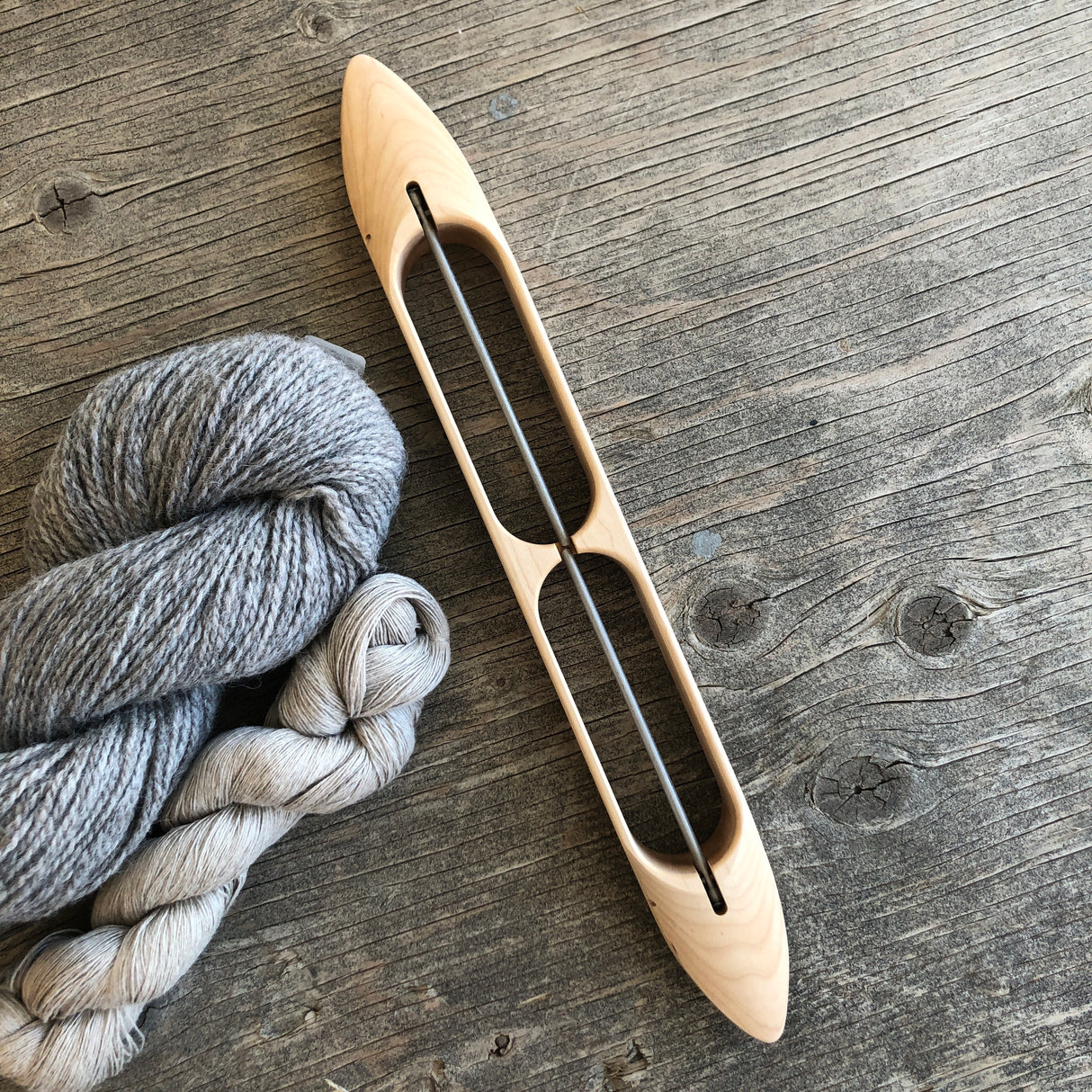 15 1/4" Double Boat Shuttle Open Botton Maple - Schacht