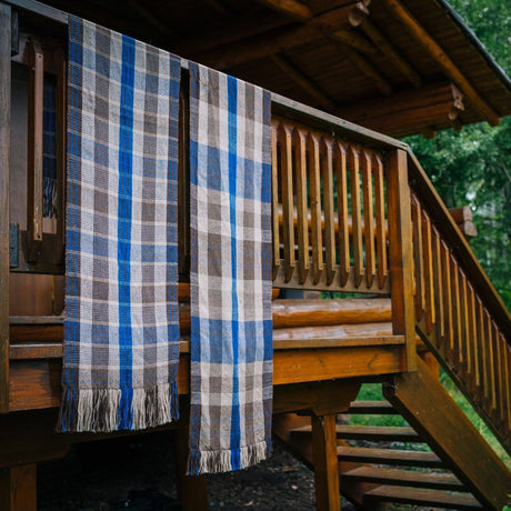 Joyful Weaving on Rigid Heddle Looms: A Collaboration with Curly & Yarny