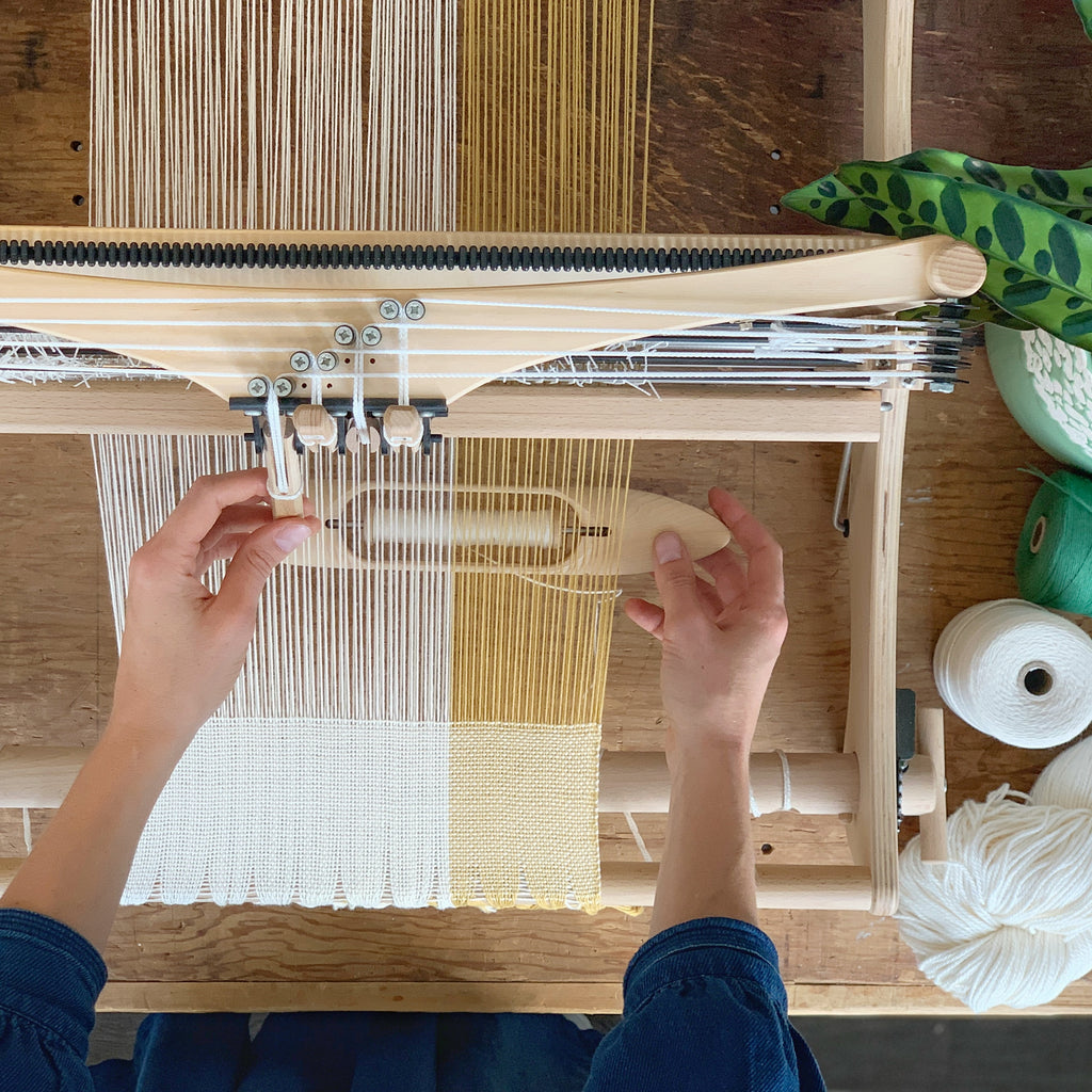 Learn to Weave on a Four Shaft Loom: Online Course Review by Ali Hurlburt
