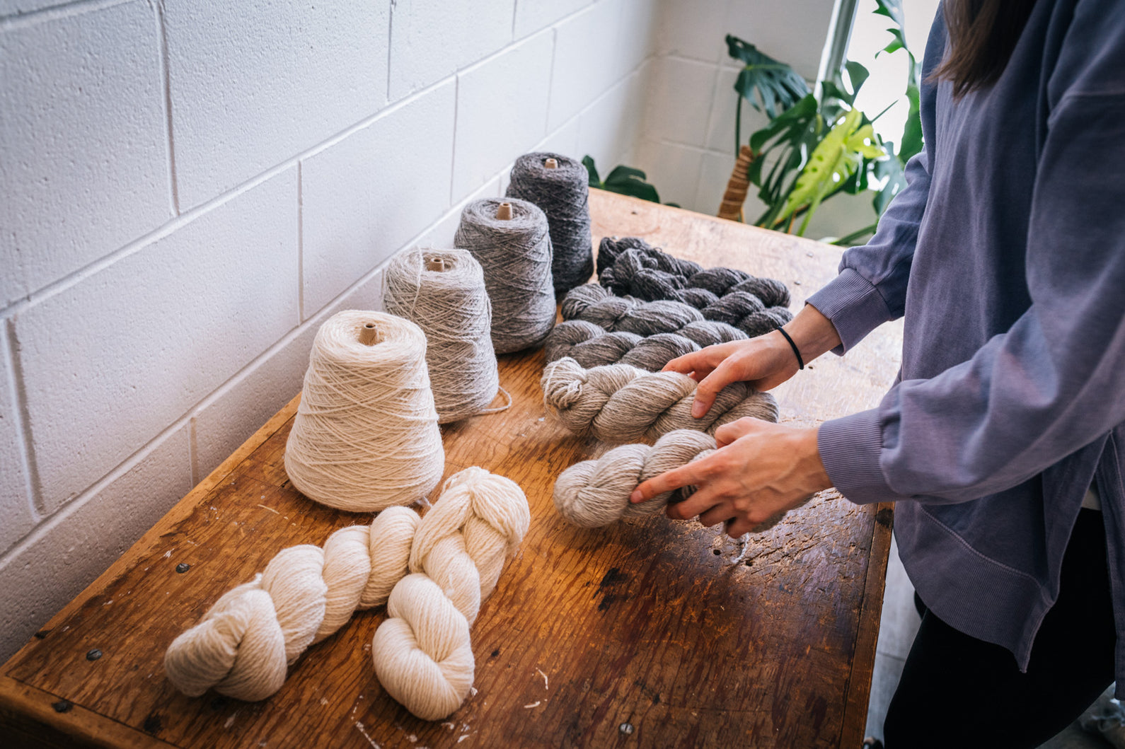 Weaving Using Wool Weaving Tips: How to Weave with Wool - GATHER Textiles Inc.