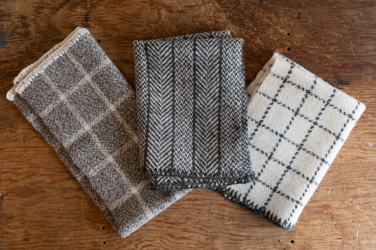 Parkland Blanket Wool Pattern: Broken Twill Checks