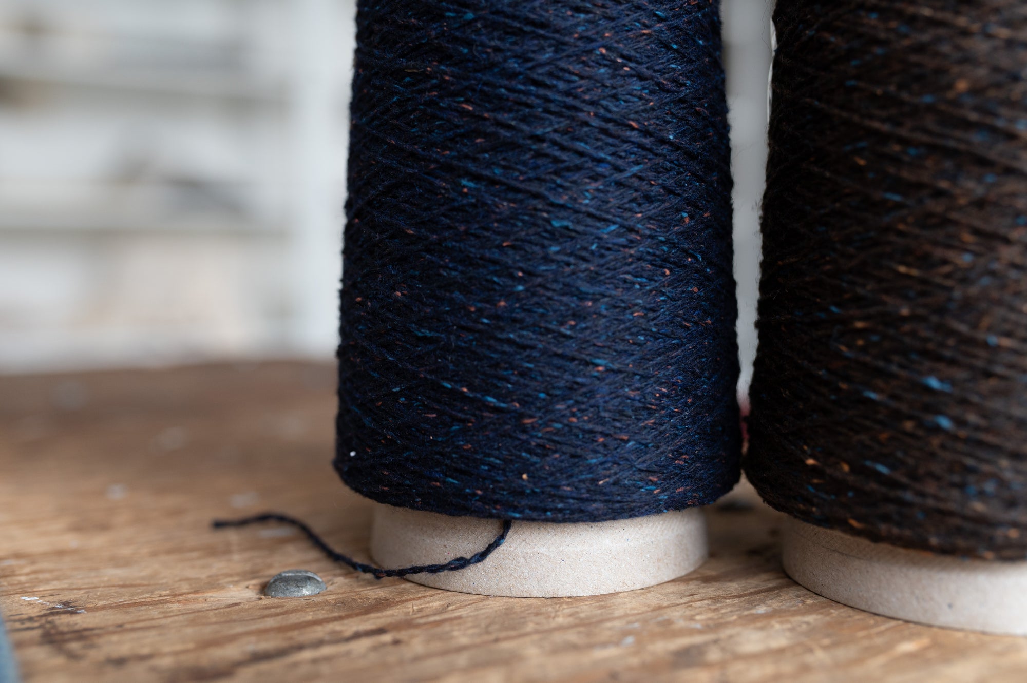 Tweed Silk Noil: 60% Merino Wool, 25% Silk Noil, 15% Polyamide (520m)