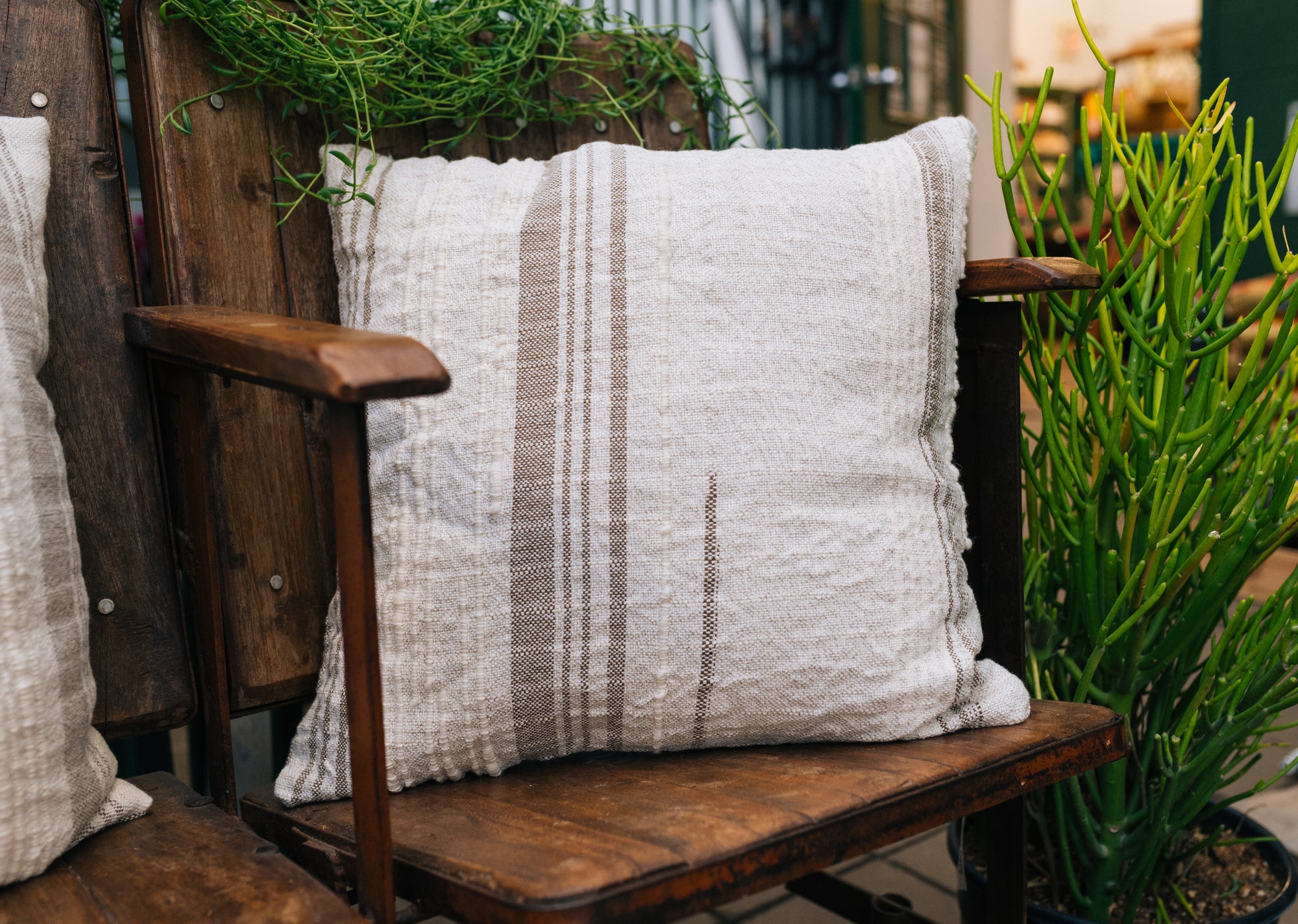 Weave a Throw Pillow: Sept 29 (Sunday)