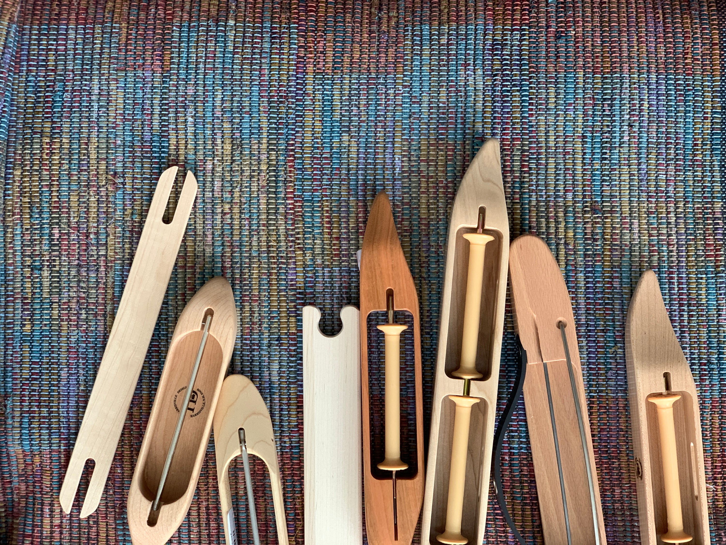 How to Weave with Two Shuttles - GATHER Textiles Inc.