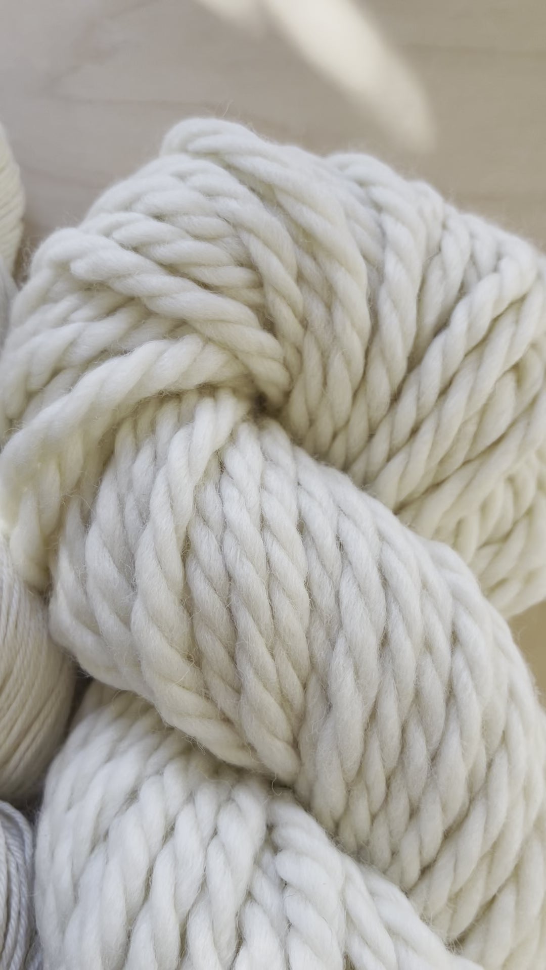 Tundra - Bulky Wool - 100g