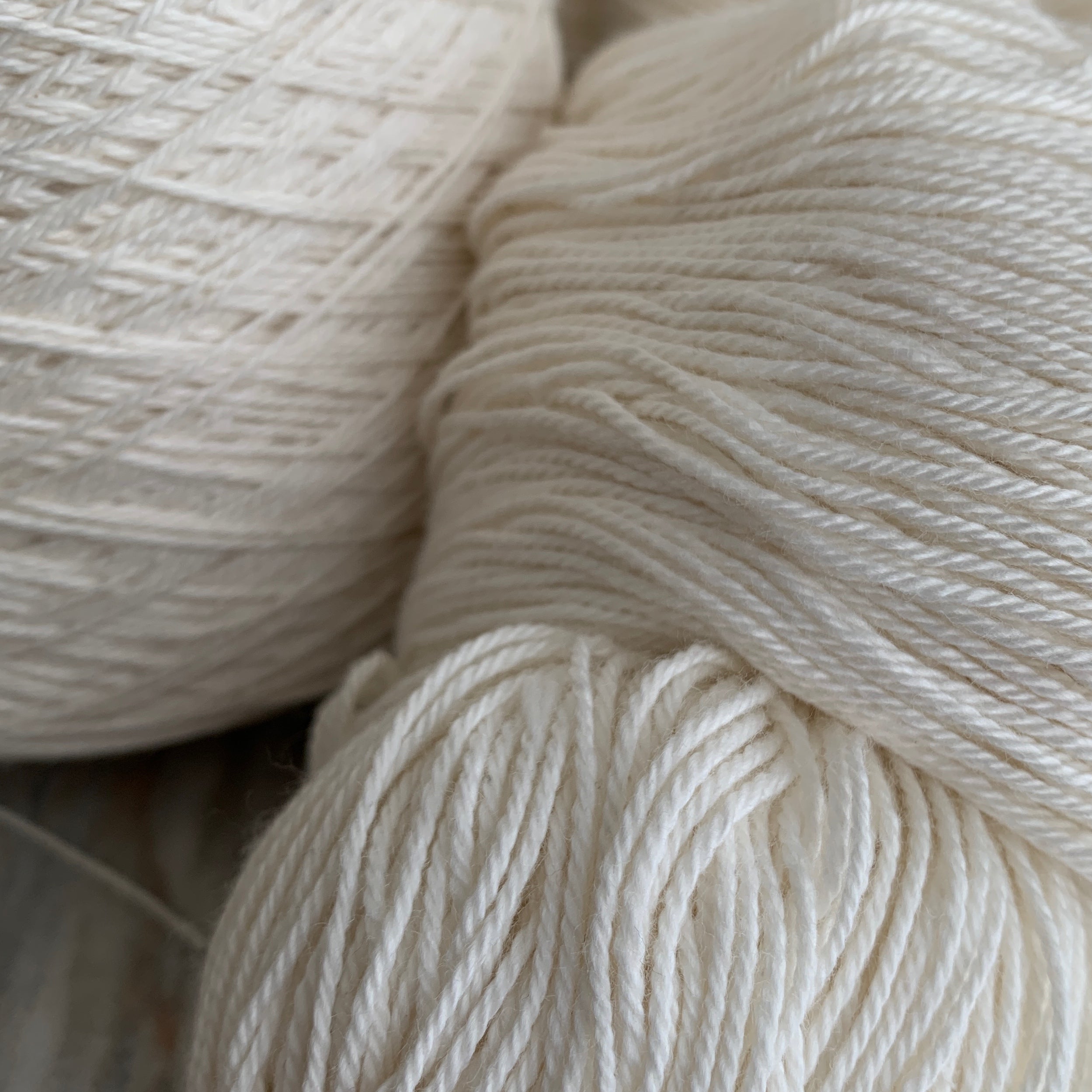 Ivory - Merino Alpaca and Silk Blend - 100g - GATHER Textiles Inc.